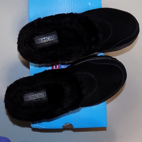 skechers go walk clogs